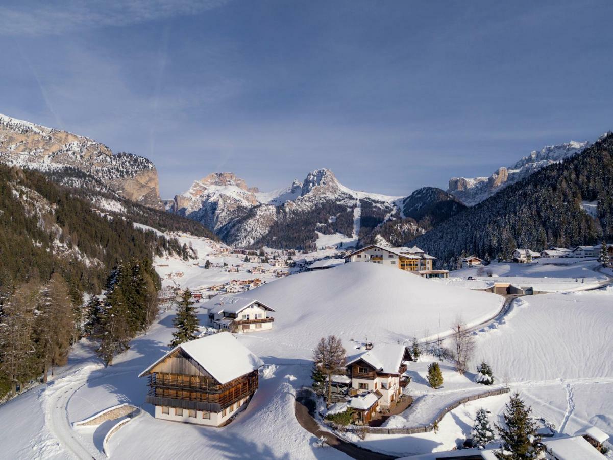 Villa Al Bosco Selva di Val Gardena Exteriör bild